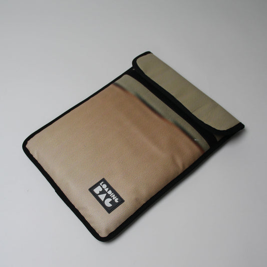 🌟 Laptop Sleeve 13" - Stylish, Sustainable Protection! Designed for MacBook 13", crafted with care. Extra protection, tailored fit, eco-friendly. Upgrade your laptop style sustainably! 💻🌿✨ #SustainableTech #ProtectiveStyle